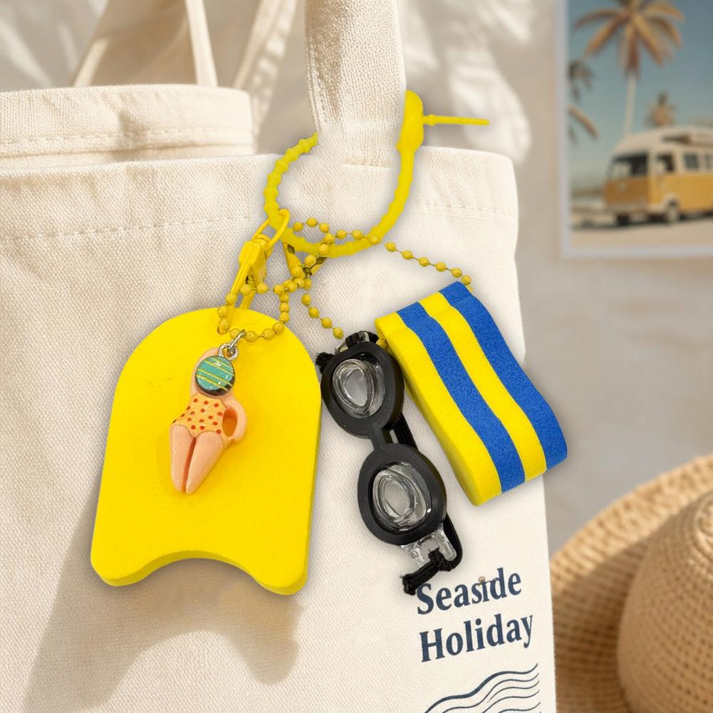 Cute Swimming Theme Keychain M - огляд і ціна Swimming Kickboard